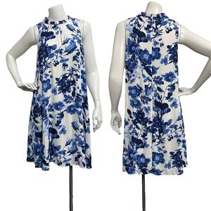 Adrienne Vittadini Size 8 Trapeze A-Line Dress Blue Floral Lined Knee Length